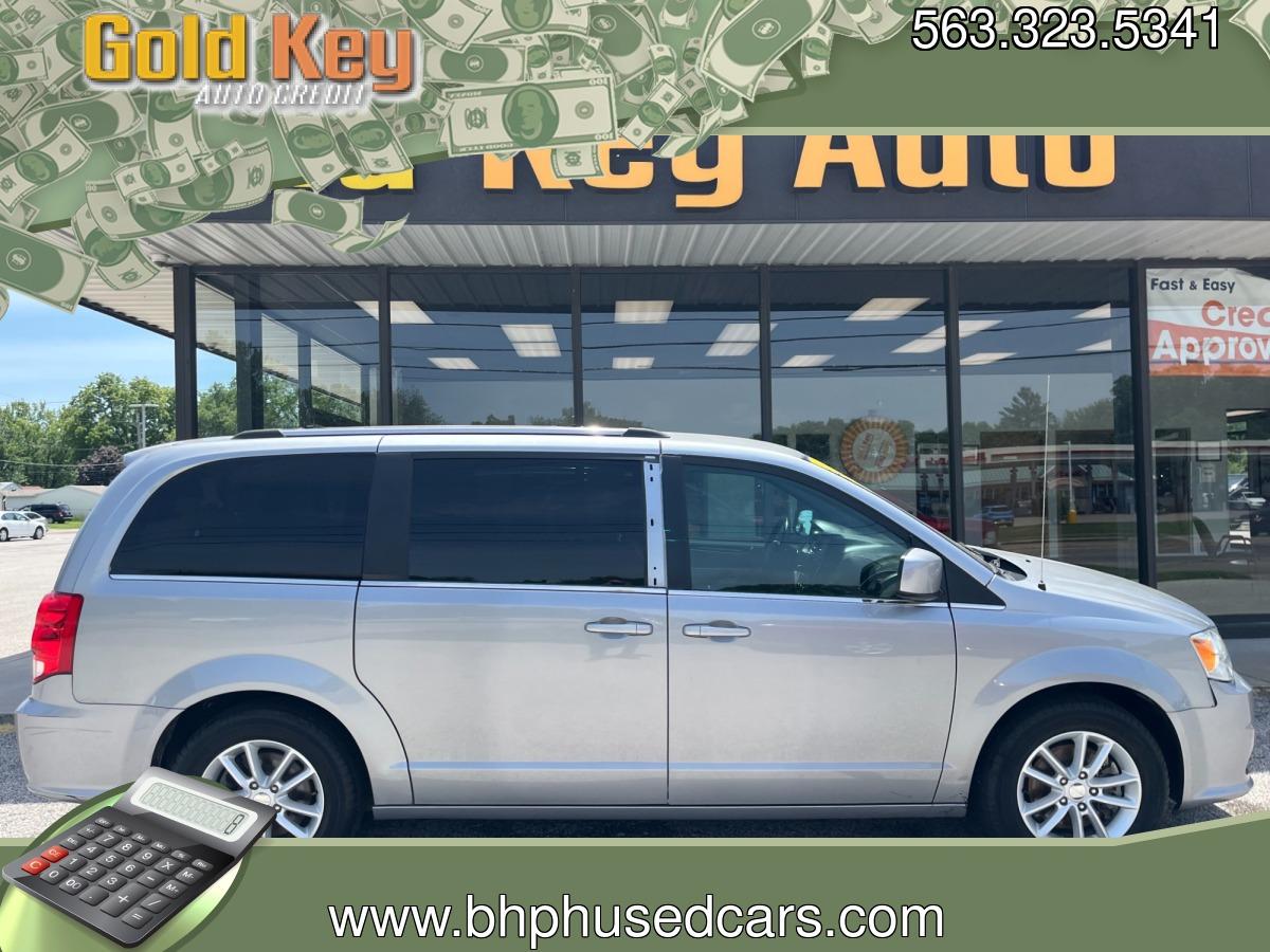 2019 Billet Clear Coat Dodge Grand Caravan SXT (2C4RDGCGXKR) with an 3.6L V6 DOHC 24V engine, 6-Speed Automatic transmission, located at 1633 W Kimberly, Davenport, IA, 52806, (563) 323-5341, 41.559456, -90.598732- Photo#0